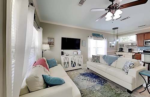 Avalon Beach Estates Casa | A Sea-esta