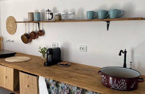 Spring Cabaña | A Serene Escape: Your Cozy Cottage Oasis