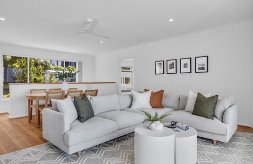 Merimbula Cabina | A Short Time - 3 Bedroom House