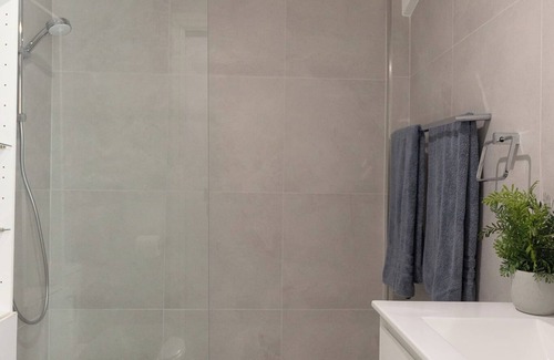 Kallaroo Casa | A short trip to the beach - Self Contained