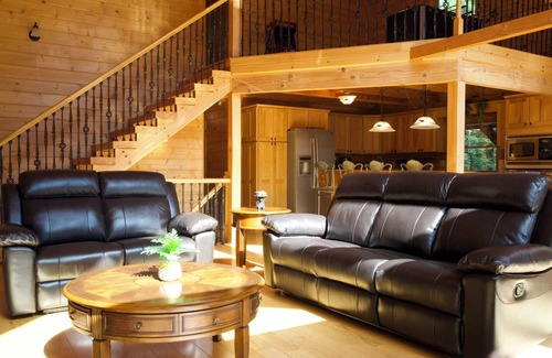 Salisbury Cabina | A Slice of Salisbury-Pool, Hottub 10 Acre
