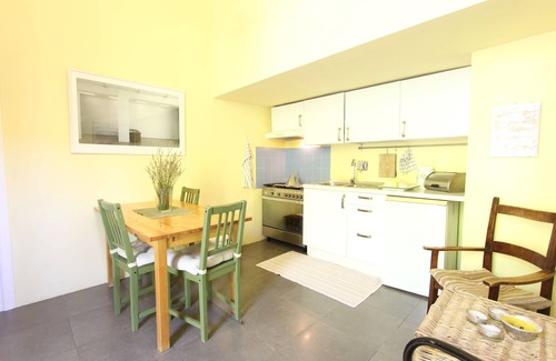 Collevecchio Apartamento | Un apartamento pequeño y confortable dentro de una gran villa de lujo cerca de Rieti