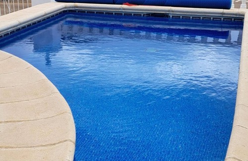 Pilar de la Horadada Casa | A small family home with pool