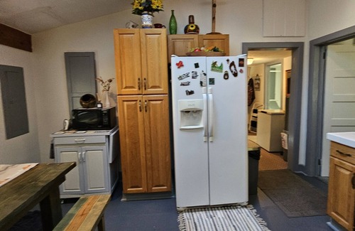 Conway Cabaña | Evergreen Cottage sits secluded on 2.33 ac. near Hwy. 90, 22 & International Dr