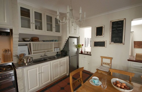 Cape Town City Centre Cabaña | Una amplia y lujosa casa de dos dormitorios con balcón, patio y cubierta de techo