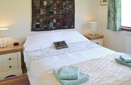 Ullapool Cabaña | A spacious, detached property just 200 yards from the beach.