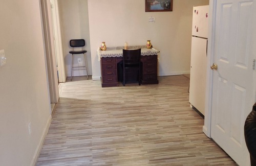 Randallstown Casa | A spacious furnished 1bdr basement apartment.
