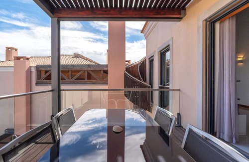 Vale do Lobo Apartamento | A spacious two-bedroom apartment in Vale do Lobo
