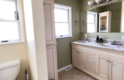 Pueblo Apartamento | A Sparkling One-bed APT in a Friendly Neighborhood, Close to all Amenities!