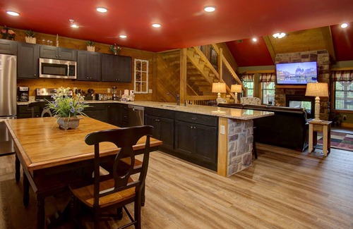 Gatlinburg Chalet De Esquí | A Splash Of Blue