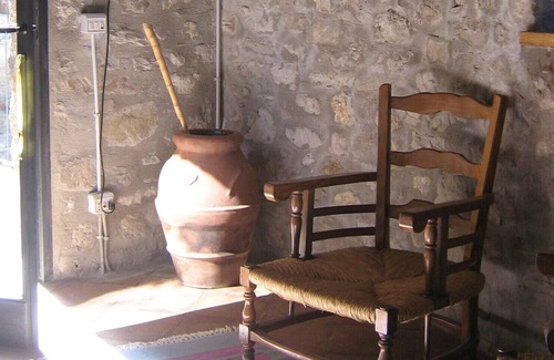 Pescaglia Cabaña | Una casa de piedra con impresionantes vistas, es íntimo y acogedor.