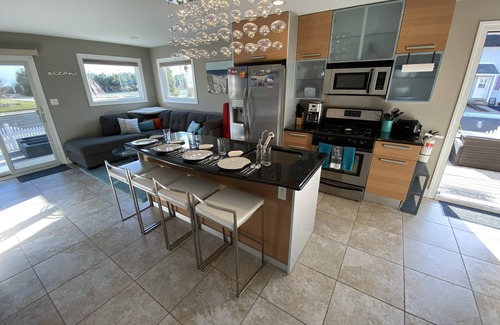 Brigantine Condominio | ⭐️A Stones Throw 2 Beach & AC, Fire Pit + Outdoor Lounge ¡excelentes 4 pequeñas familias!