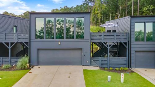 Waleska Casa | A Stoney Marina - Lake Arrowhead Lake View Condo Rental