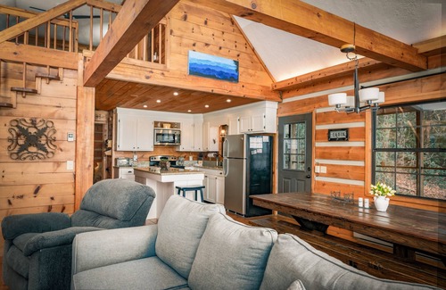 Hendersonville Cabina | La CABINA BLUE RIDGE en Pinnacle ... Su escapada de montaña perfecta espera!