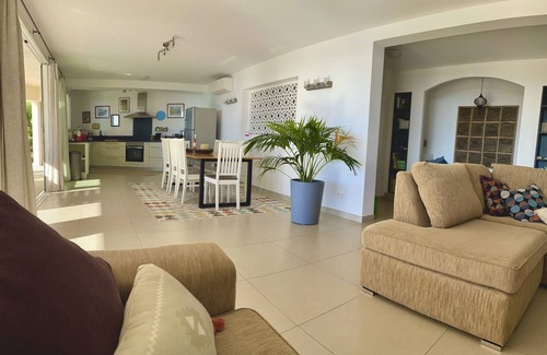 Sari-Solenzara Villa | Vacaciones por el Mediterráneo *