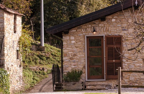 Bigliolo Villa | Una impresionante villa toscana con piscina privada ubicada en su propio viñedo,