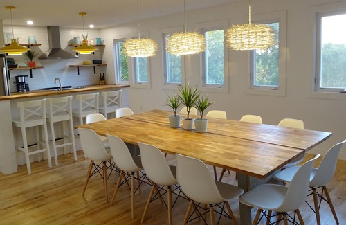 Mineville Casa | A stylish modern farmhouse 25kms from downtown Halifax.