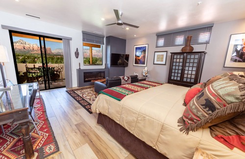 West Sedona Hotel | A Sunset Chateau