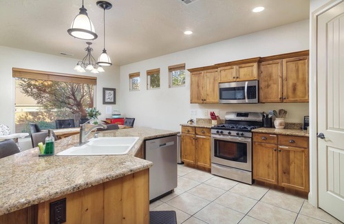 La Verkin Casa | A super variety of games, golf cart & scooter, & unique decor in plush comfort!