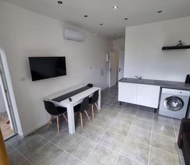 Chamaret Apartamento | A supprimer