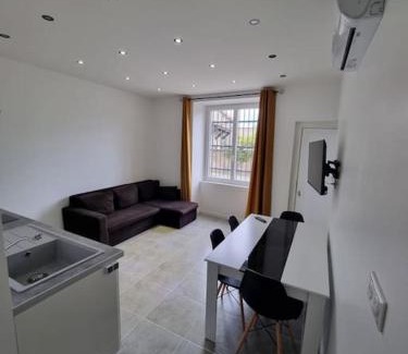 Chamaret Apartamento | A supprimer