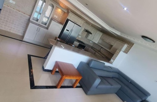 Masaki Apartamento | A Swagg-ish One Bedroom Apartment with Gym & Pool