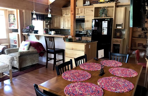 Kellogg Casa | A Sweet cabin at Silver Mountain in Kellogg, Idaho