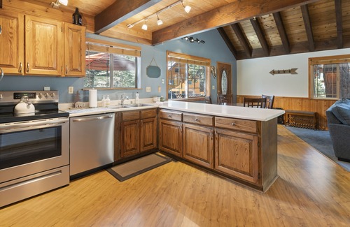 Incline Village Casa | A TASTE OF TAHOE- 3Bd/2Ba