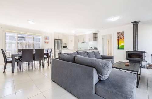 Coronet Bay Casa | A Tranquil Getaway Just a short stroll from Coronet Bay Beach"