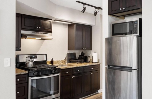 Peoria Apartamento | A Trendy Escape close to Downtown Peoria