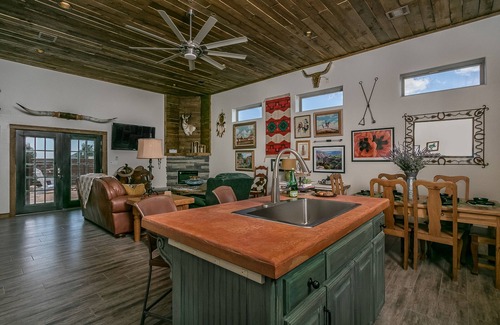Canyon Casa | Una verdadera experiencia en el oeste de Texas, retiro de golf y 20 min. al cañon de palo duro