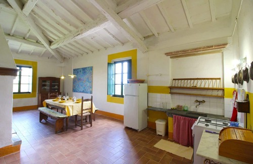 Foiano della Chiana Apartamento | Casa de campo típica en una posición panorámica en una granja donde produce vino y aceite de oliva virgen extra