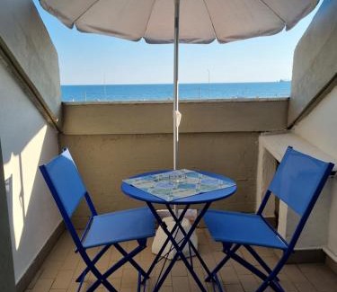 Marina di Massa Apartamento | A un passo dal mare - Vista mare