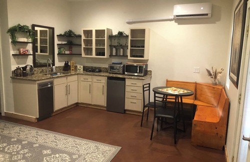 Sunset Apartamento | A unique hideaway near Boise’s foothills