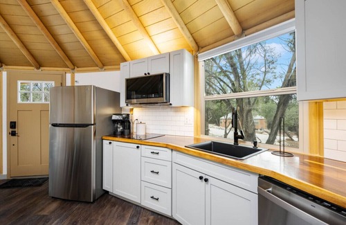 Canyon Lake Alquiler De RV | A Unique Texas Hill Country Glamping Experience