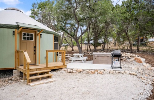 Canyon Lake Alquiler De RV | A Unique Texas Hill Country Glamping Experience