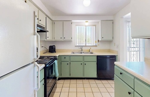 Tucson Condominio | A Unique Townhome embracing the Mid Century Modern Lifestyle