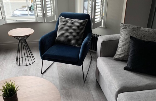 Trafford Apartamento | Un apartamento muy grande y elegante con diseño interior en su núcleo.