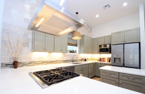 West Riverside Casa | Un hallazgo muy raro - Elegante Audubon Park Uptown Town Home