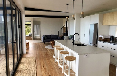 Cooks Beach Casa | A view like none other
