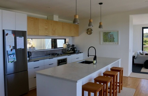Cooks Beach Casa | A view like none other