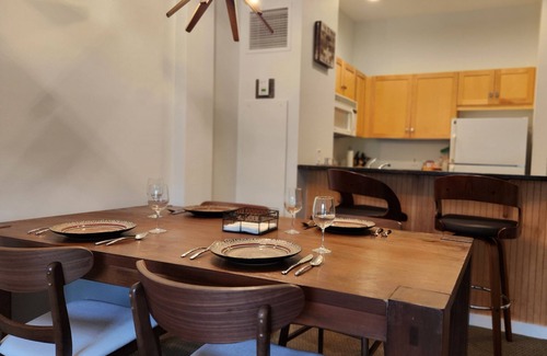Stratton Mountain Condominio | A Village location, Swimming Pool, Hot Tub & Sauna