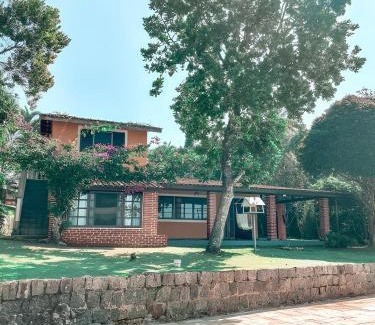 Almada Casa | A vista mais linda de Ubatuba - Acomoda 20 pessoas
