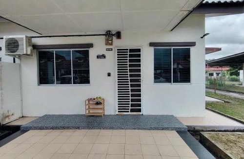 Lutong Casa | A&W Homestay, Vista Perdana, Miri