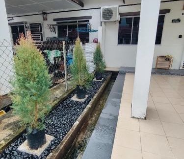 Lutong Casa | A&W Homestay, Vista Perdana, Miri