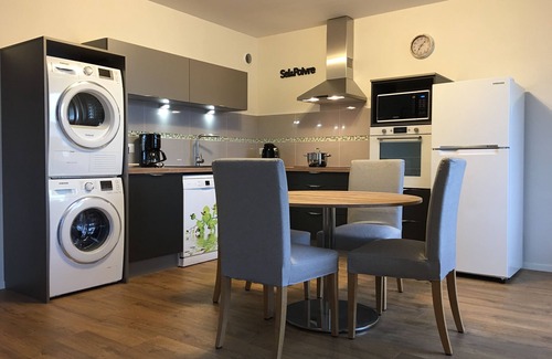 Audierne Apartamento | UN APARTAMENTO FRENTE AL AGUA CON HERMOSOS SERVICIOS WIFI