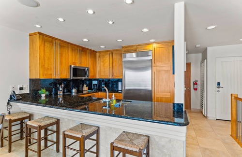 Carlsbad Village Condominio | A Wave from it All Toes-in-the-sand at A Wave from It All Beachfront Bliss