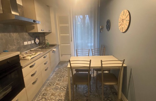 Laigueglia Apartamento | A window to the sea three minutes' walk from the sea view beach