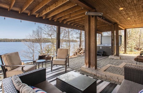 Seguin Casa | A Wink and a Nod - New for 2023!