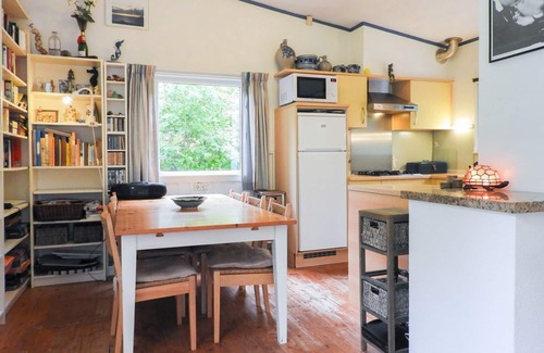 Nieuw-Haamstede Casa | a wonderful and atmospheric holiday home for 6 persons near the sea, the dunes and the forest in Burgh-Haamstede